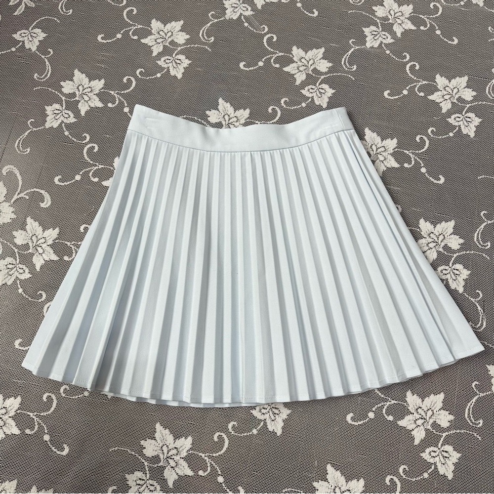 Aritzia Sunday Best Sun-Deh "Tabby" Micro Pleated Mini Skirt in blue Sz 0